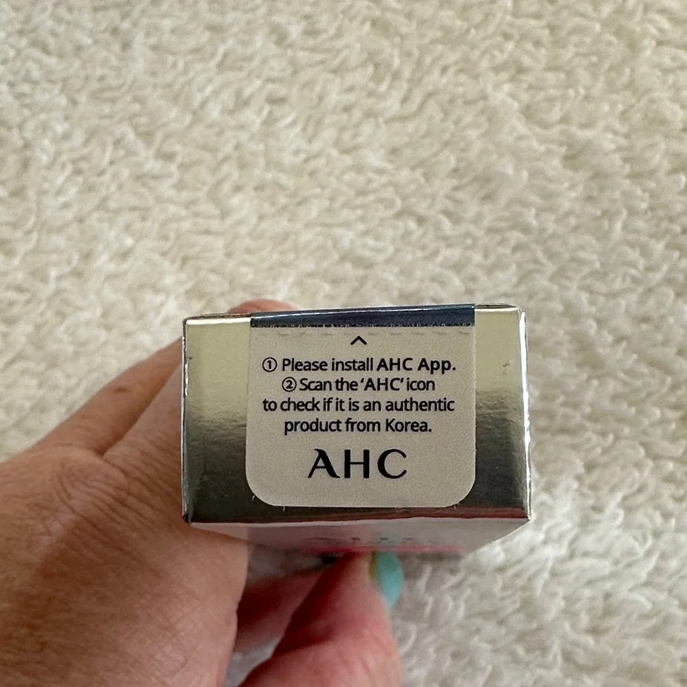 AHC Essential Real Eye Cream for Face 10ml - Picture 5 of 6
